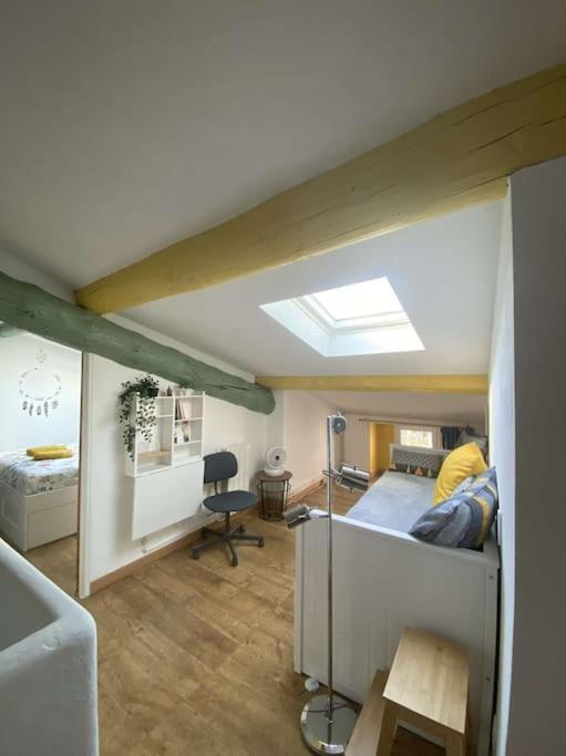 Le Pandora, Proche Tour Magne, Parking Et Terrasse Appartement *